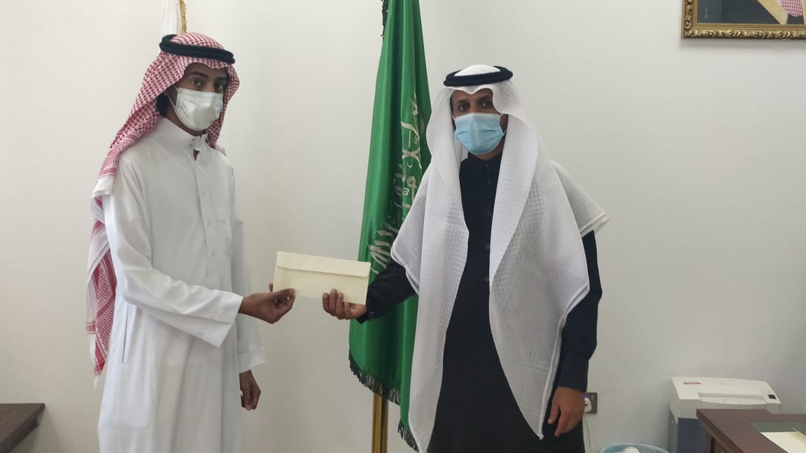 " كلية الهندسة تعقد الاختبارات الهندسية المعيارية وتكرم الفائزين"