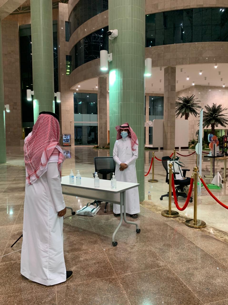 "الوبائيات" تُشارك في معرض "أنامل إبداع"