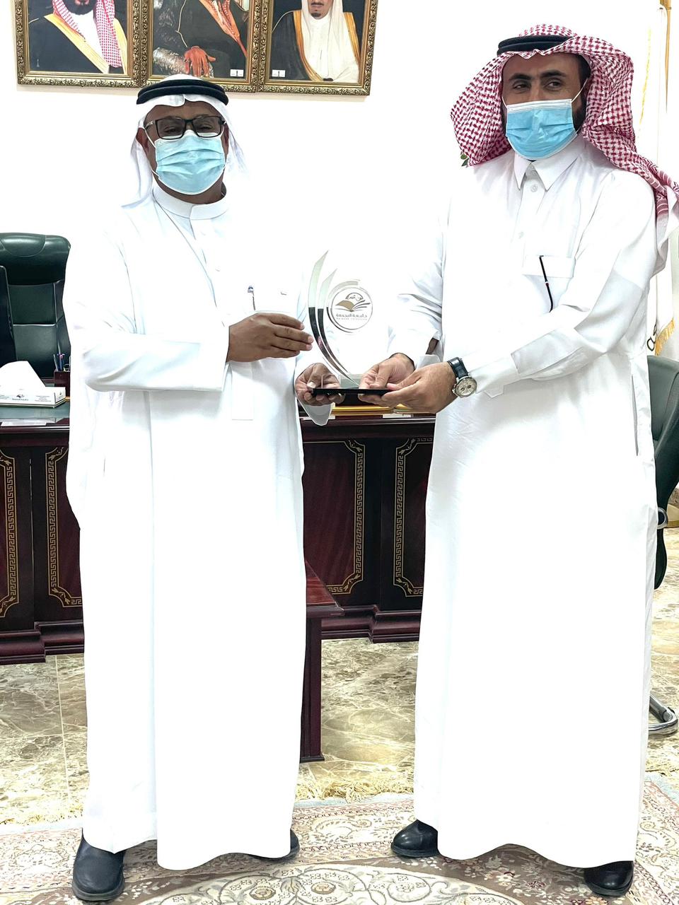سعادة الرئيس التنفيذي لهيئة تطوير محمية الامام عبد العزيز بن محمد الملكية يزور كلية العلوم والدراسات الإنسانية برماح