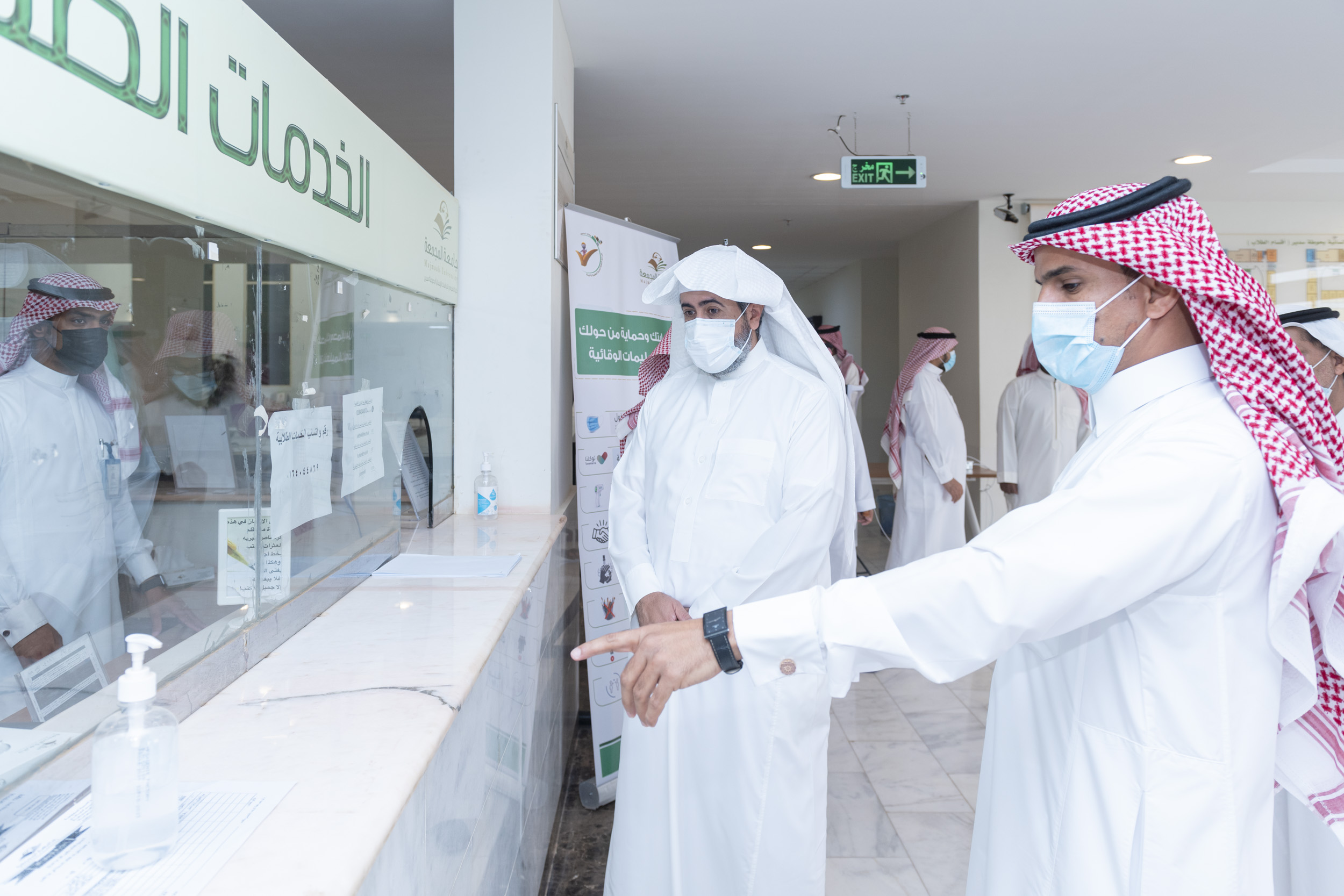 وكيل الجامعة يتفقد كلية العلوم والدراسات الإنسانية بحوطة سدير