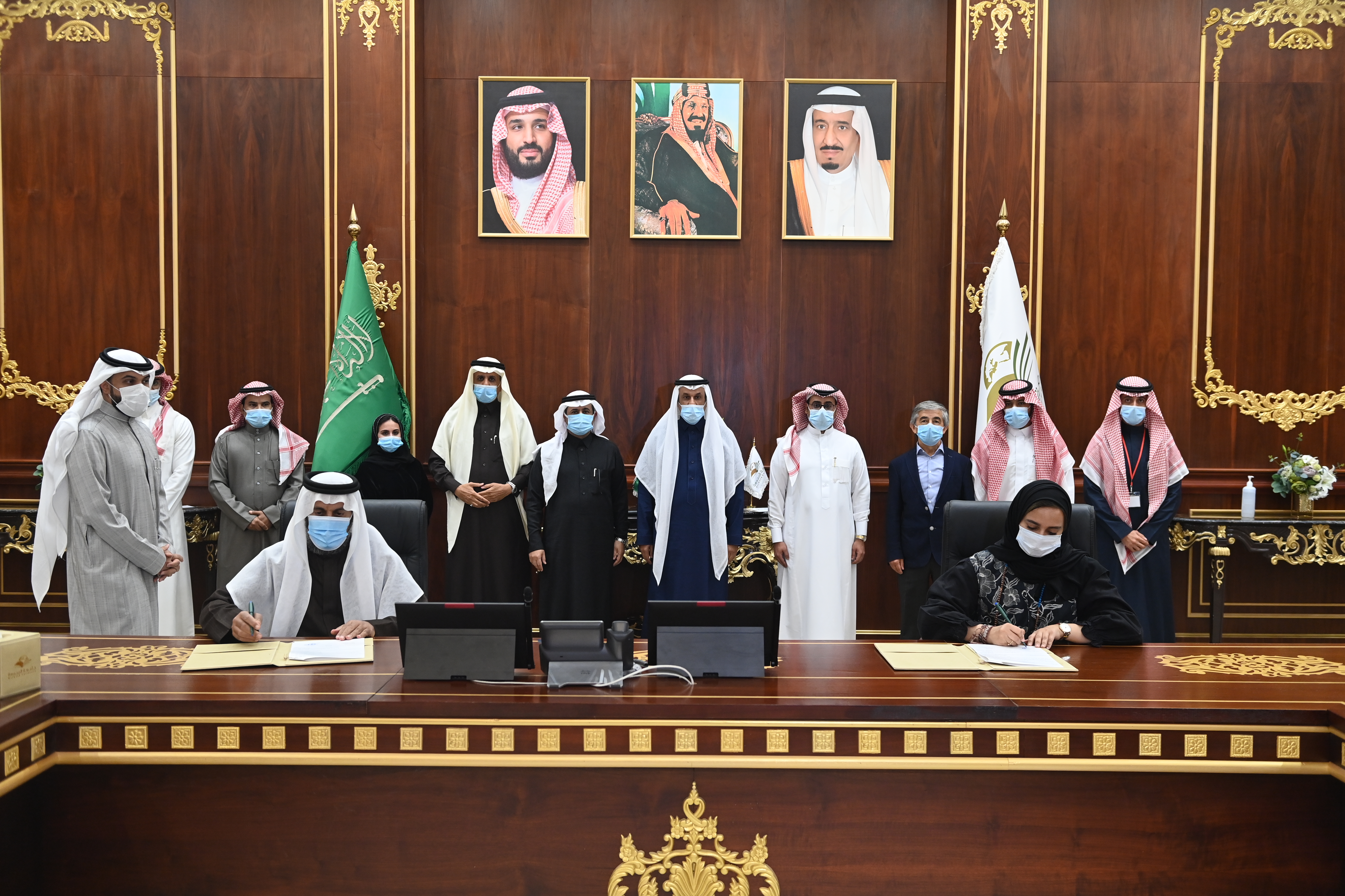 الجامعة توقع اتفاقية تعاون مع شركة كوكاكولا السعودية لتعبئة…
