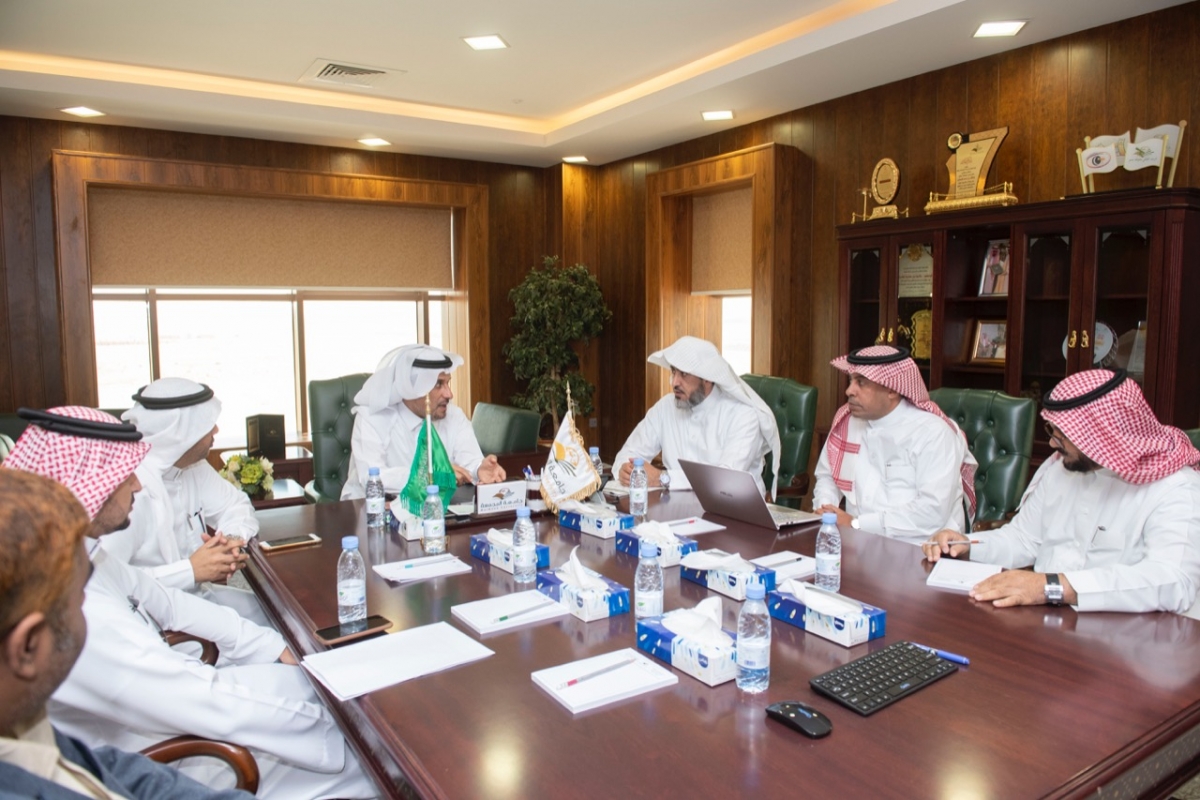معالي رئيس الجامعة يُدشن منصة المقررات المفتوحة بالجامعة…