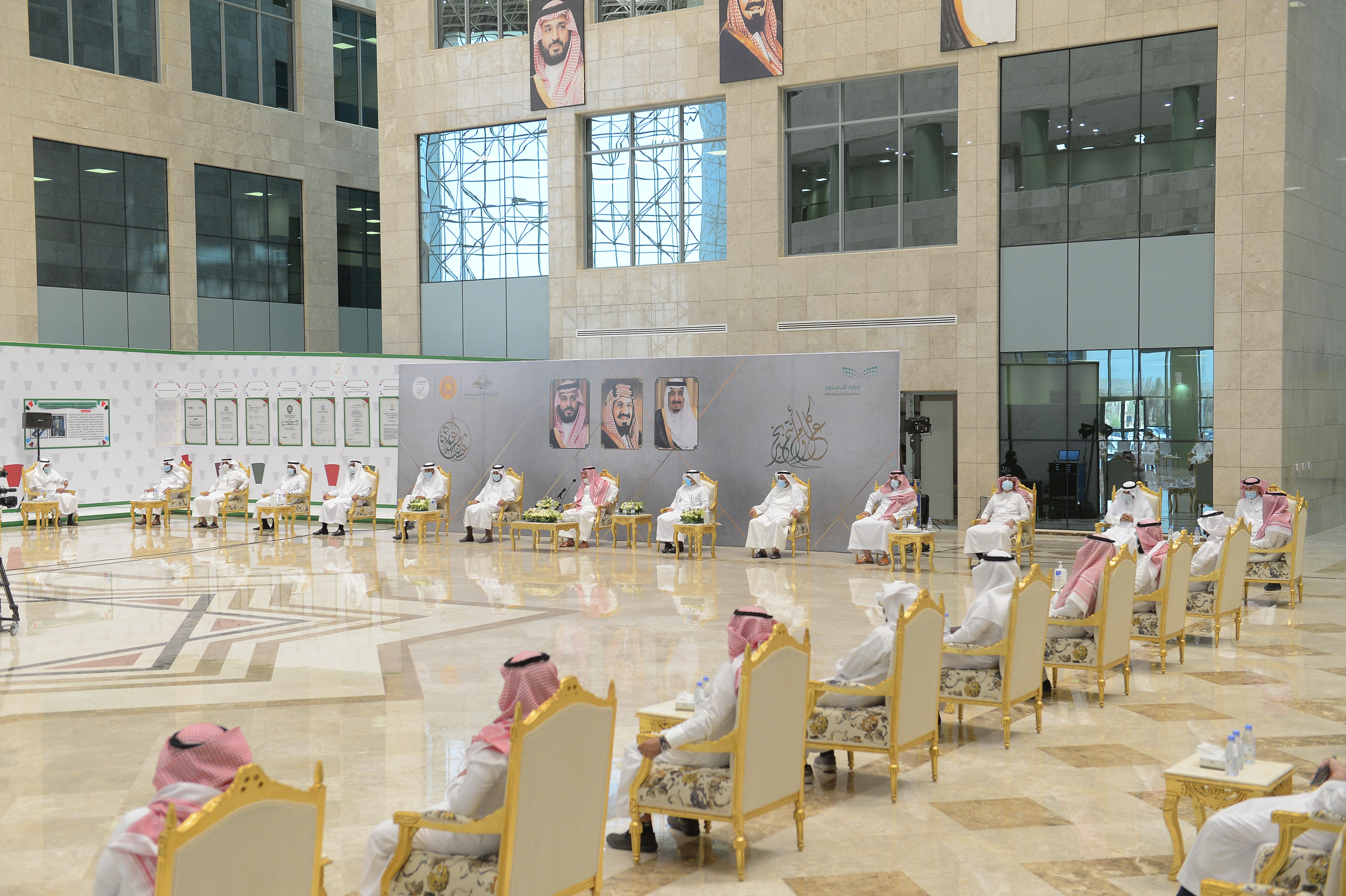 الجامعة تقيم حفل المعايدة السنوي لعيد الأضحى المبارك لهذا ال…
