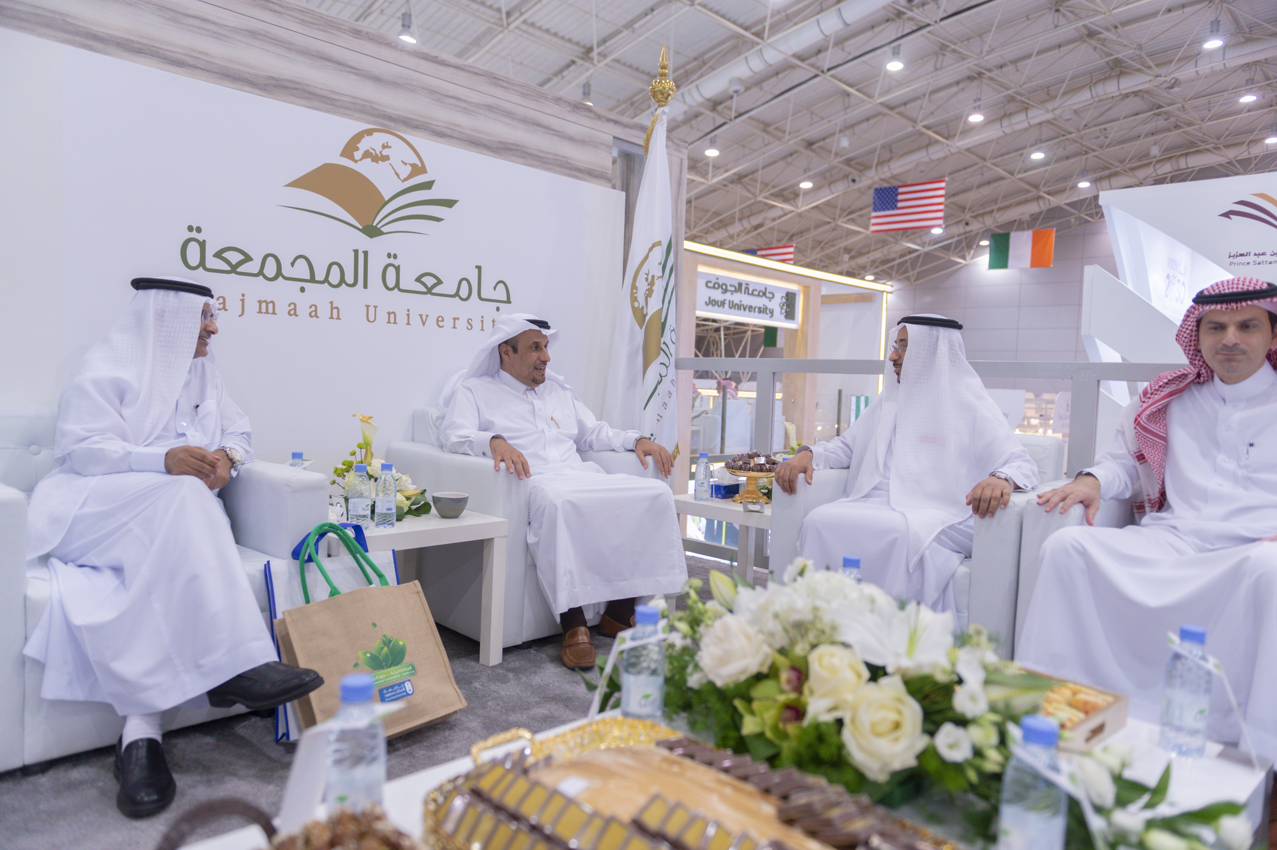 الجامعة تشارك في المعرض والمؤتمر الدولي الثامن للتعليم العال…
