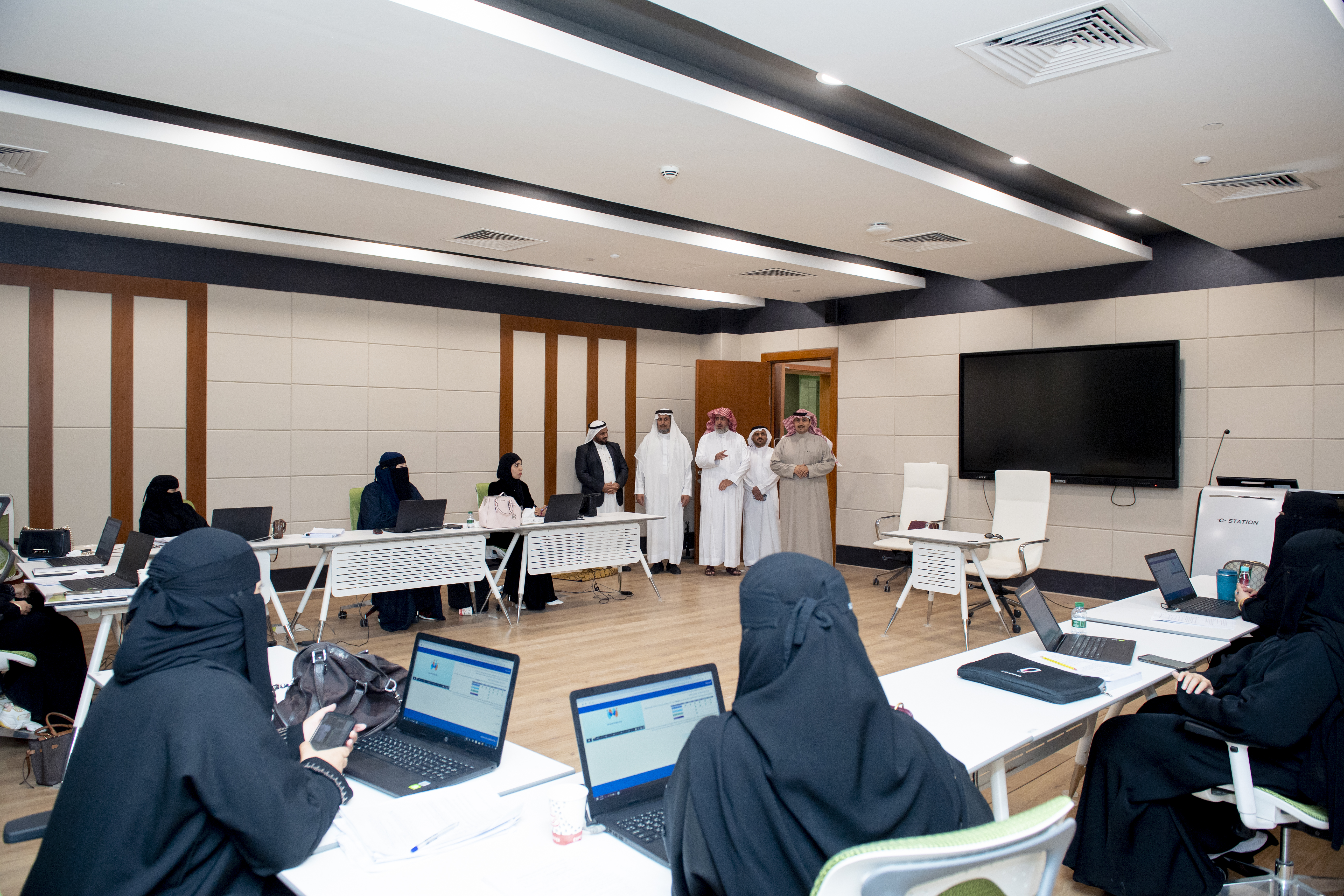الجامعة تحصل على الاعتماد في تقديم شهادات ( PMD ) الاحترافية في إدارة المشاريع التنموية  .