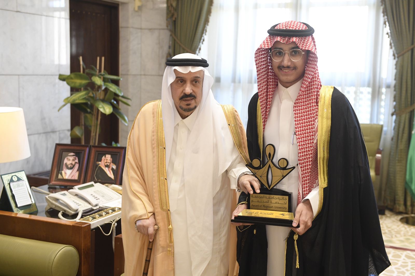 أمير منطقة الرياض يرعى حفل تسليم جائزة الجامعة لخدمة المجتمع ، ويكرم فائزيها .