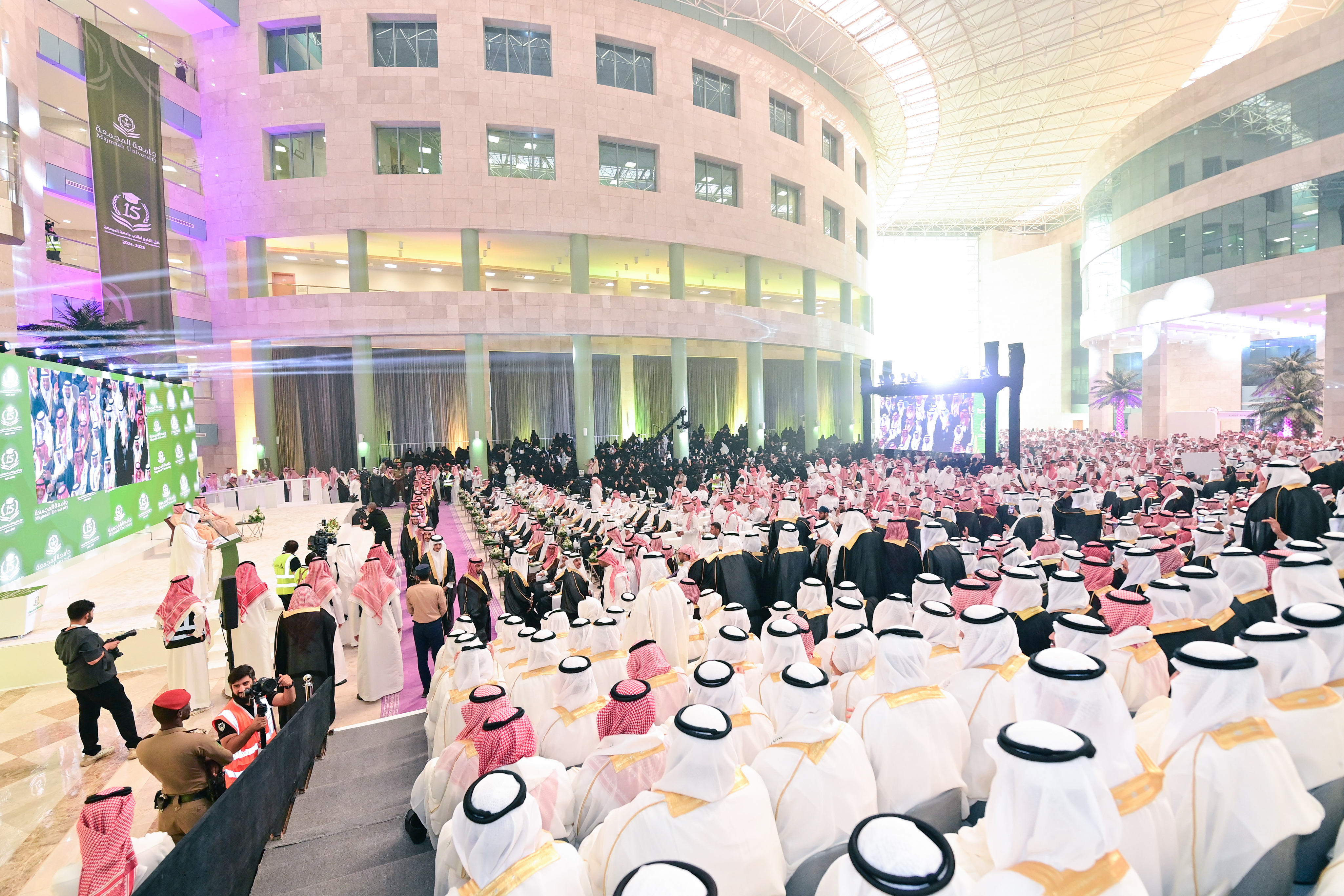 أمير منطقة الرياض يرعى حفل تخريج الدفعة الخامسة عشرة من طلبة…