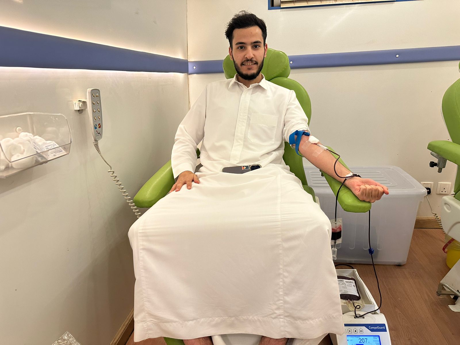 مرصد المسؤولية الاجتماعية يقيم حملة تبرع بالدم في حديقة بلدية المجمعة