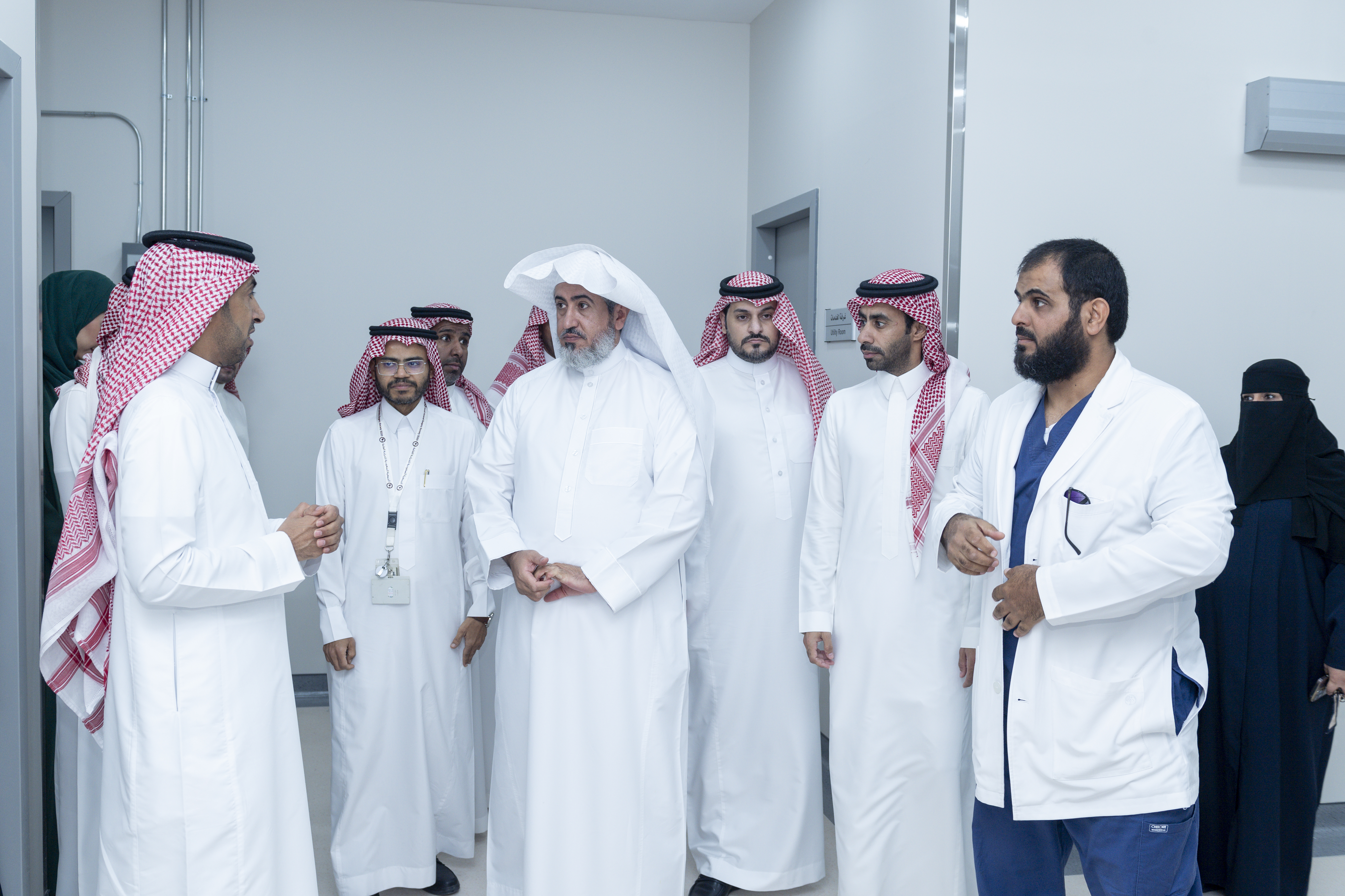 تدشين البرنامج التدريبي لمشروع قسم الاشعة في المركز الطبي الجامعي