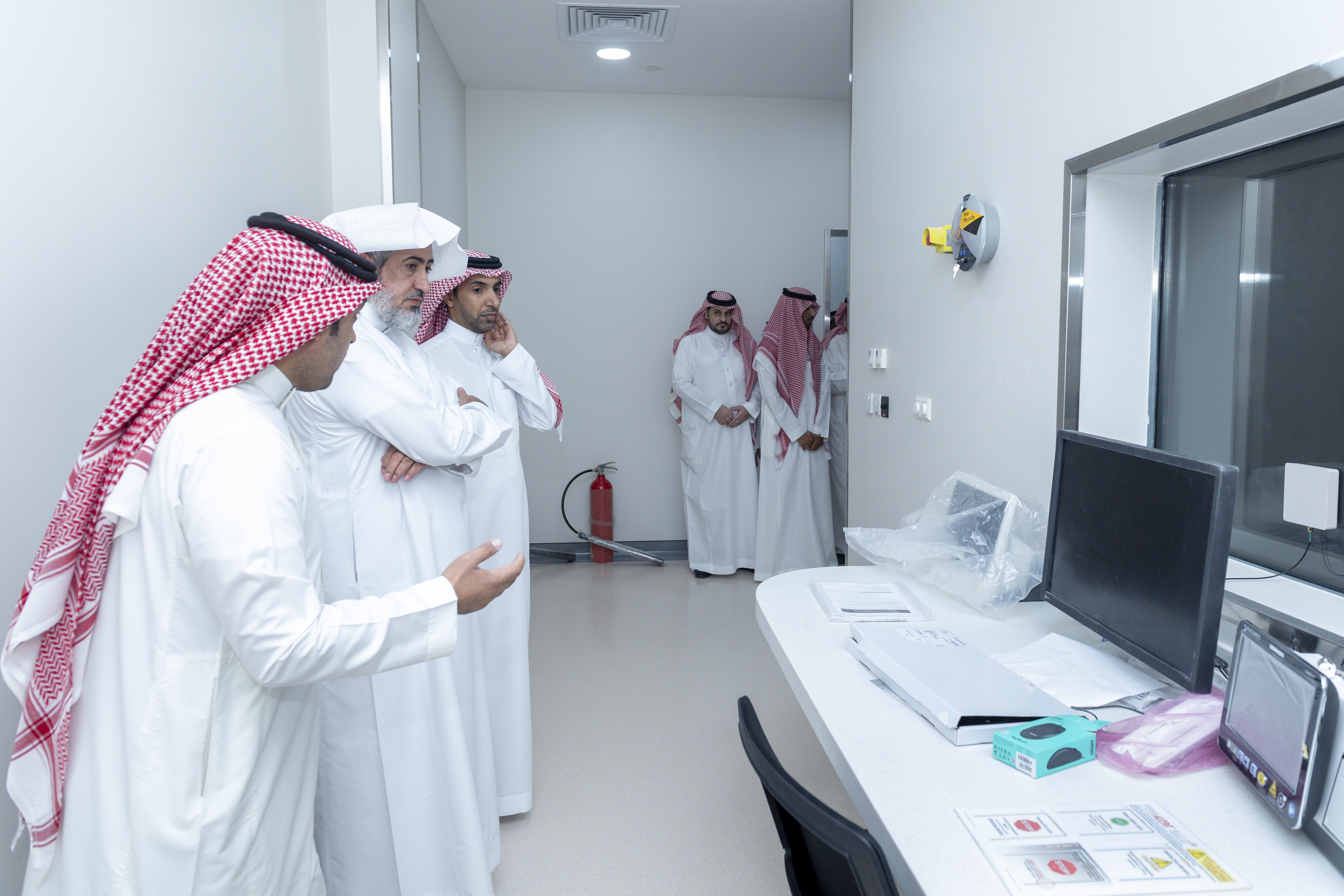 تدشين البرنامج التدريبي لمشروع قسم الاشعة في المركز الطبي الجامعي