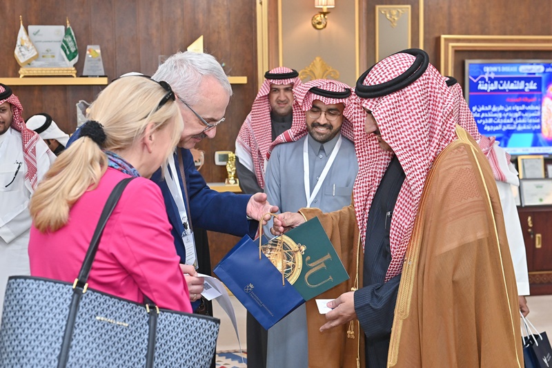 وفدٌ من رؤساء وقيادات الجامعات البولندية يزور الجامعة