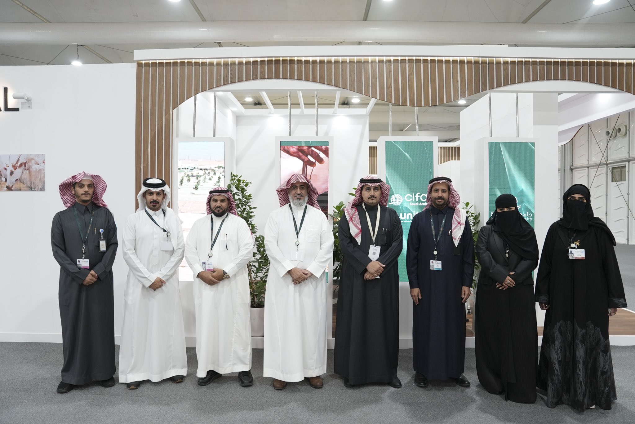 الجامعة تشارك في المعرض والمؤتمر العالمي لمكافحة التصحر cop1…