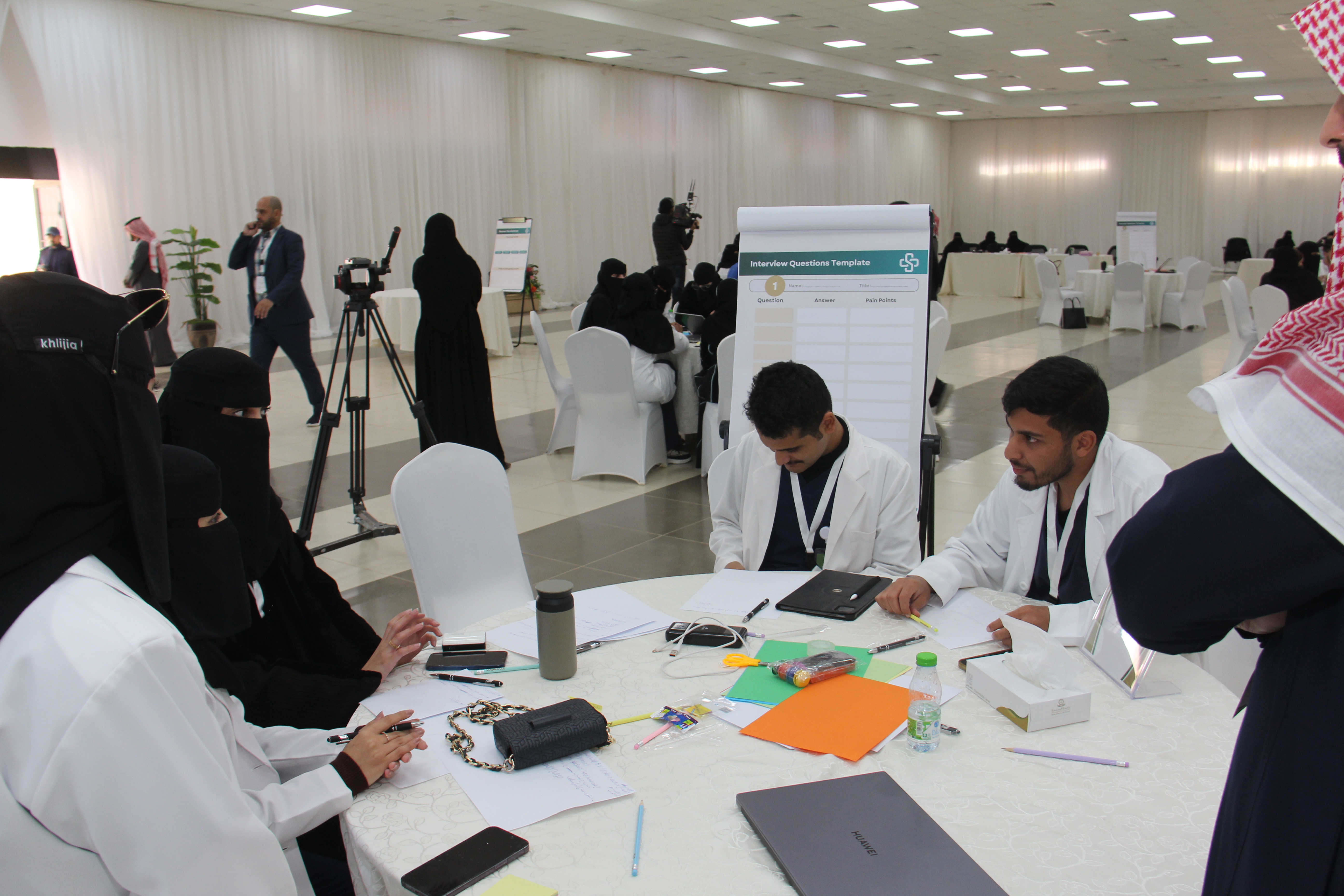 كلية التمريض تنظم هاكاثون الابتكار الصحي 2025
