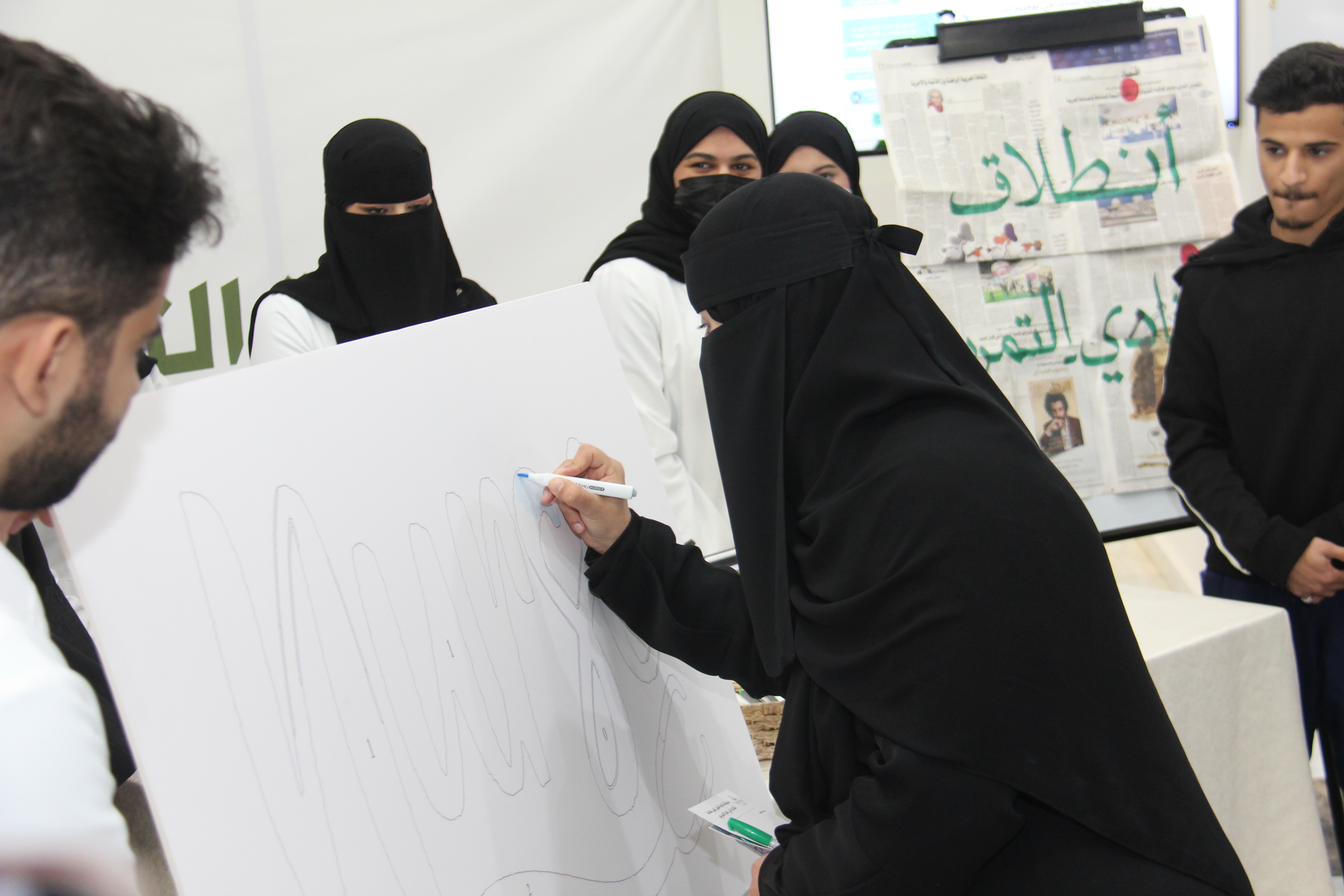 كلية التمريض تدشن نادي التمريض