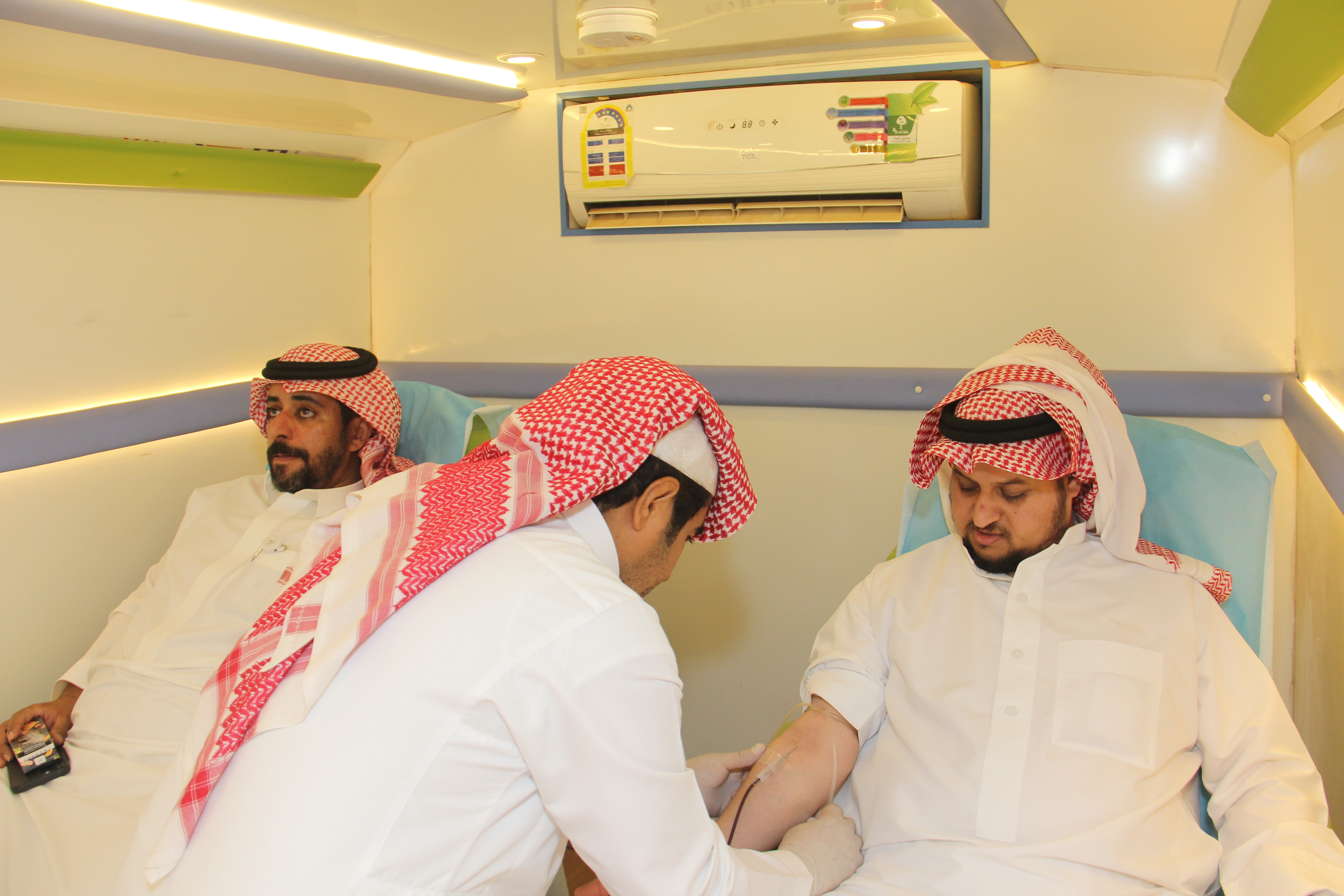 كلية التمريض تنظم حملة للتبرع بالدم