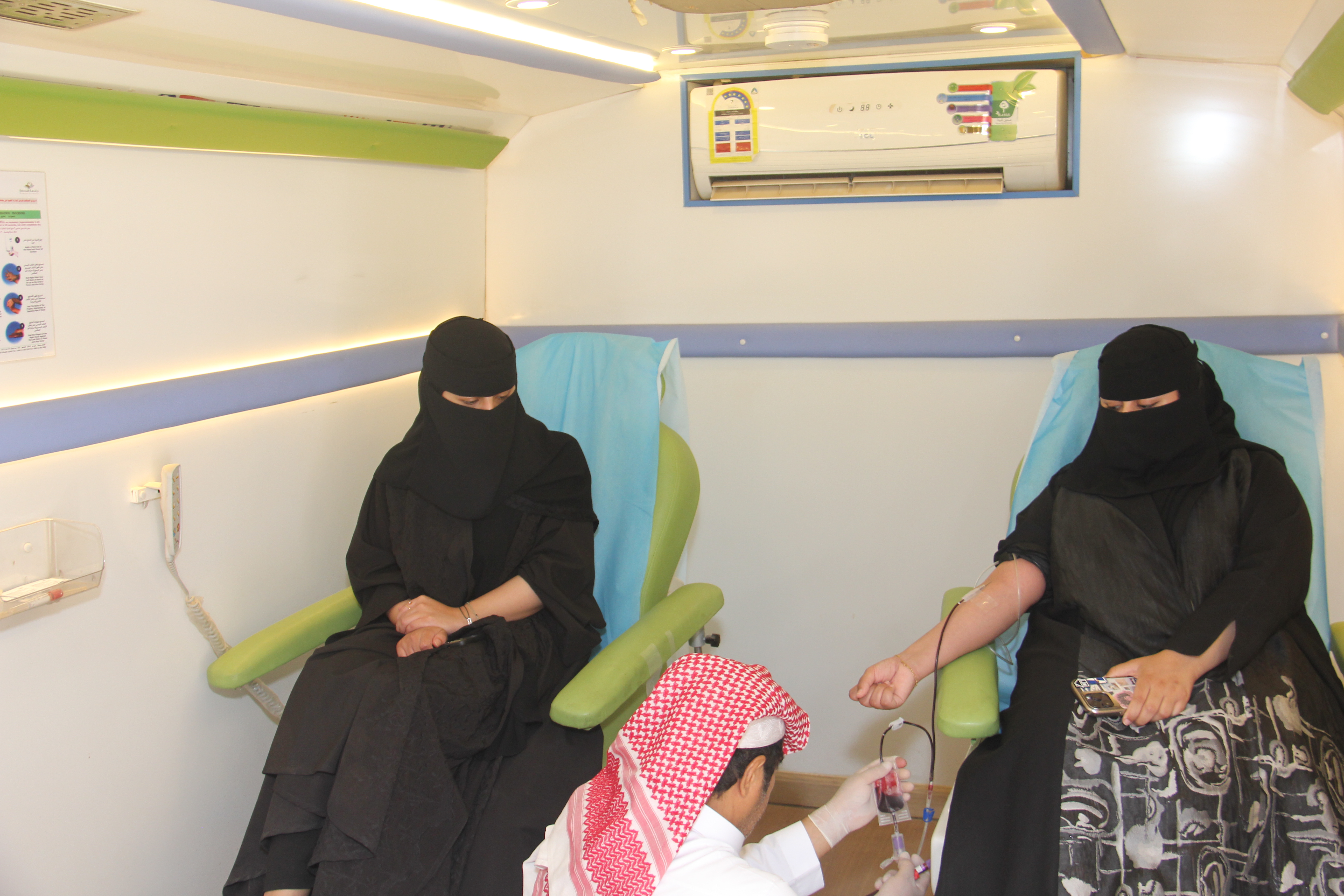 كلية التمريض تنظم حملة للتبرع بالدم
