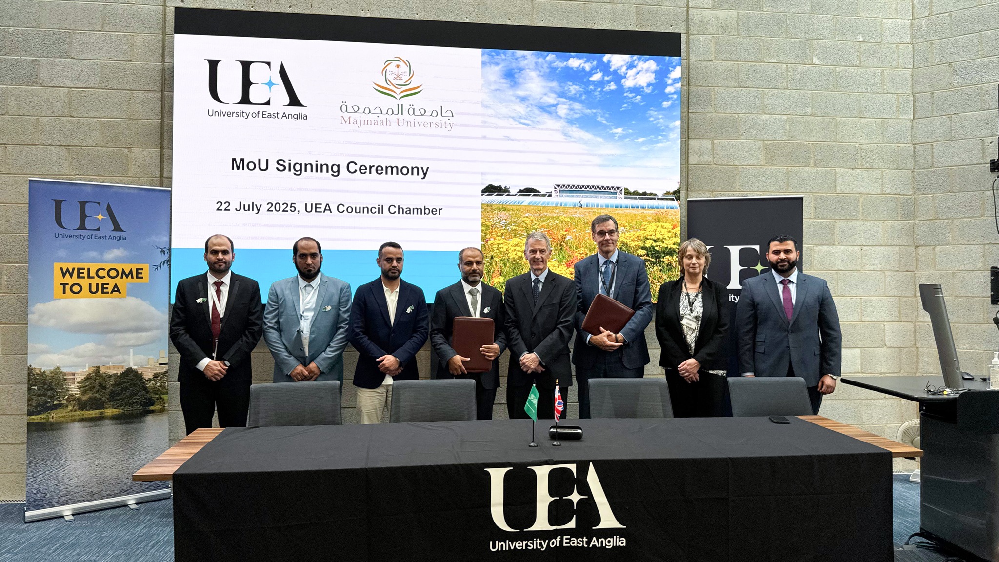 نيابة عن رئيس ⁧الجامعة : وكيل الجامعة للدراسات العليا والبحث…