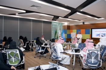 وكيل جامعة المجمعة للتنمية والاستثمار يختتم البرنامج التدريبي " المنهج التطبيقي في قياس العائد على التدريب ROI "