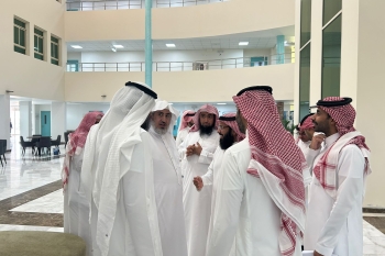 كلية الشريعة والقانون