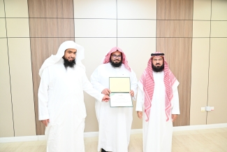 The College's faculty member honored for earning Academic Quality Expert Certification