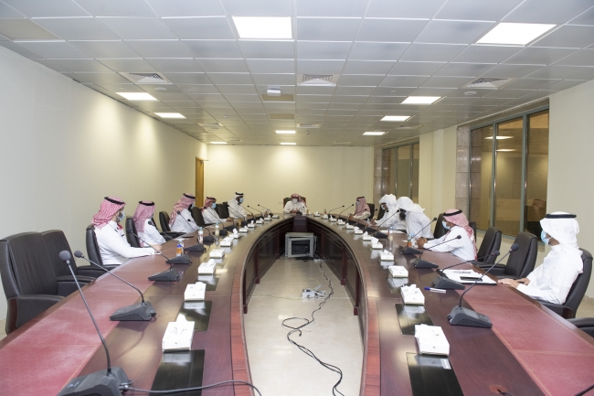 وكيل الجامعة يرعى لقاء الإدارة العامة للتطوير التنظيمي بعنوان "تصويب بعض الممارسات الإجرائية"