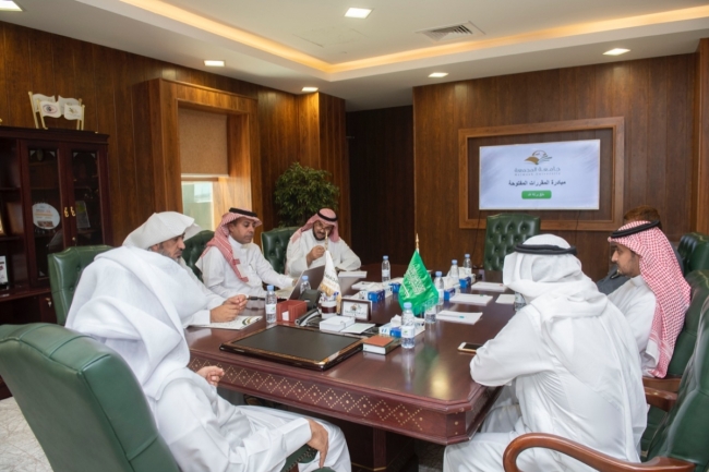 معالي رئيس الجامعة يُدشن منصة المقررات المفتوحة بالجامعة " MUX "
