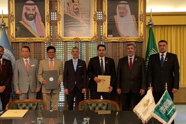 الجامعة توقع اتفاقية خدمات مع معهد الأمم المتحدة للتدريب والبحث 