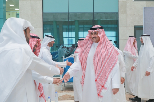 الجامعة تقيم حفل معايدة عيد الأضحى المبارك 