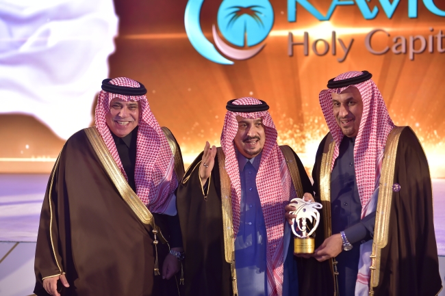 الجامعة تحصل على جائزة الملك عبدالعزيز للجودة