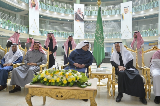 نائب أمير منطقة الرياض يزور الجامعة خلال جولته التفقدية لمحافظة المجمعة