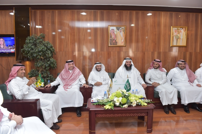 معالي مدير الجامعة الإسلامية يزور جامعة المجمعة