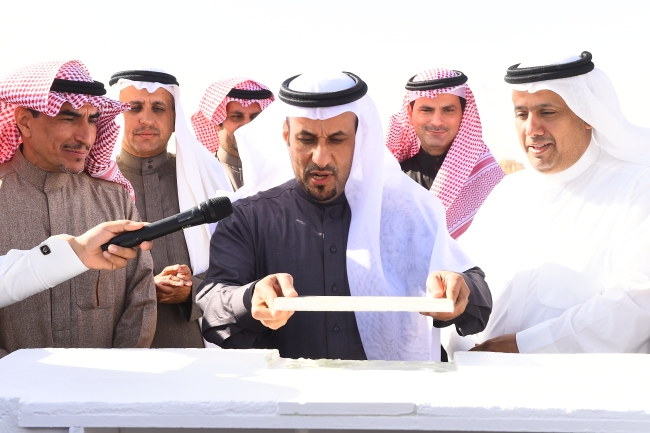 معالي مدير الجامعة يضع حجر الأساس لمشروع مدارس رواد الجامعة