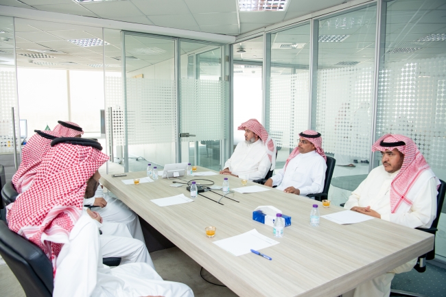 الجامعة توقع اتفاقية تعاون مشترك مع وزارة الشؤون البلدية والقروية والإسكان لطرح فرصها الاستثمارية من خلال منصة فرص  