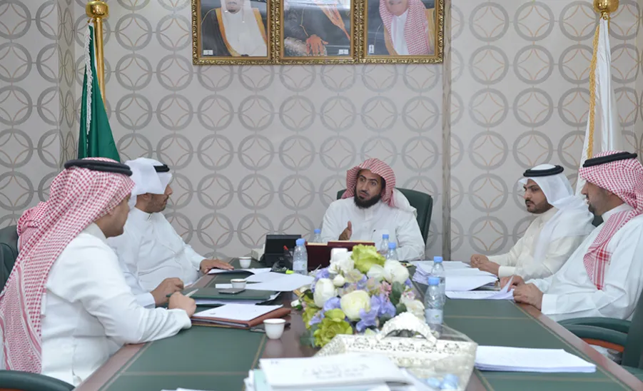 Committee of Initiatives Study Holds Its Fourth Session  -  