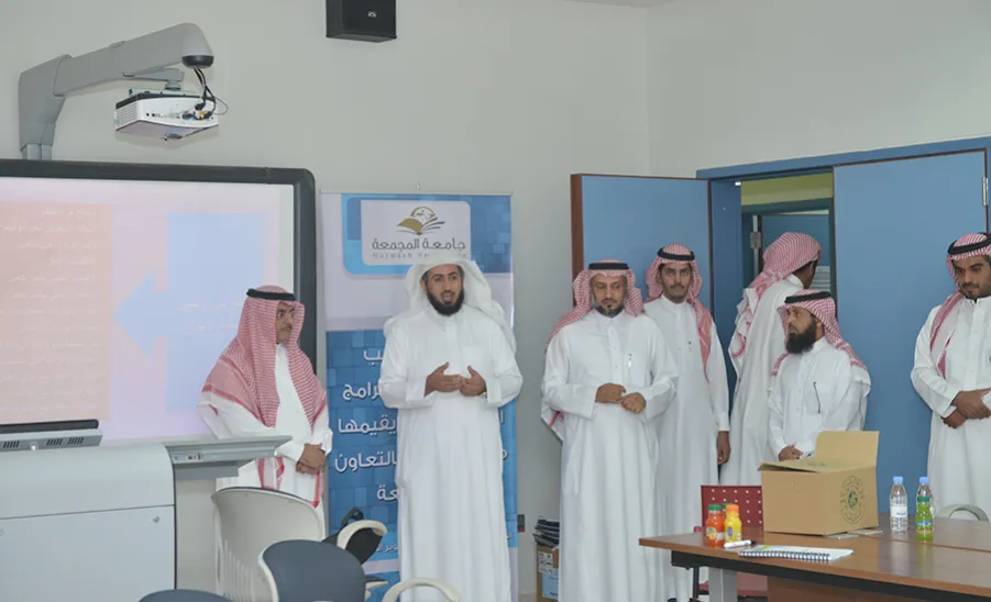 The University Vice President Inspects the Training Courses Provided by the Institute of General Administration in the University  - 