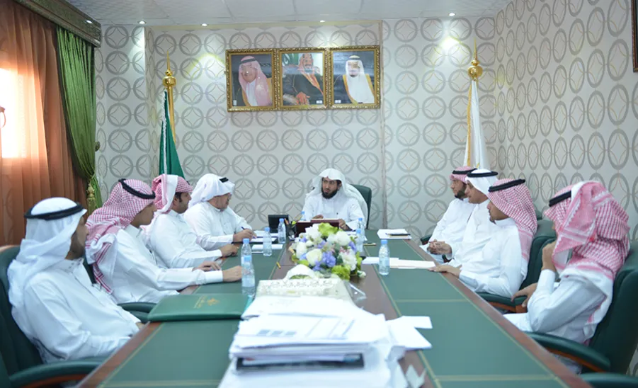 Committee of Housing Faculty Members Holds 13th Meeting  - 