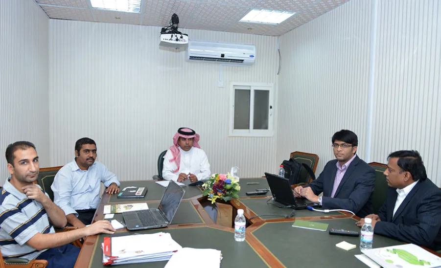 HE the Vice Dean for Technical Affairs Held a Meeting with Officials from (EDUTECH) Company the Leading Company in Providing Technological Learning Solutions -  