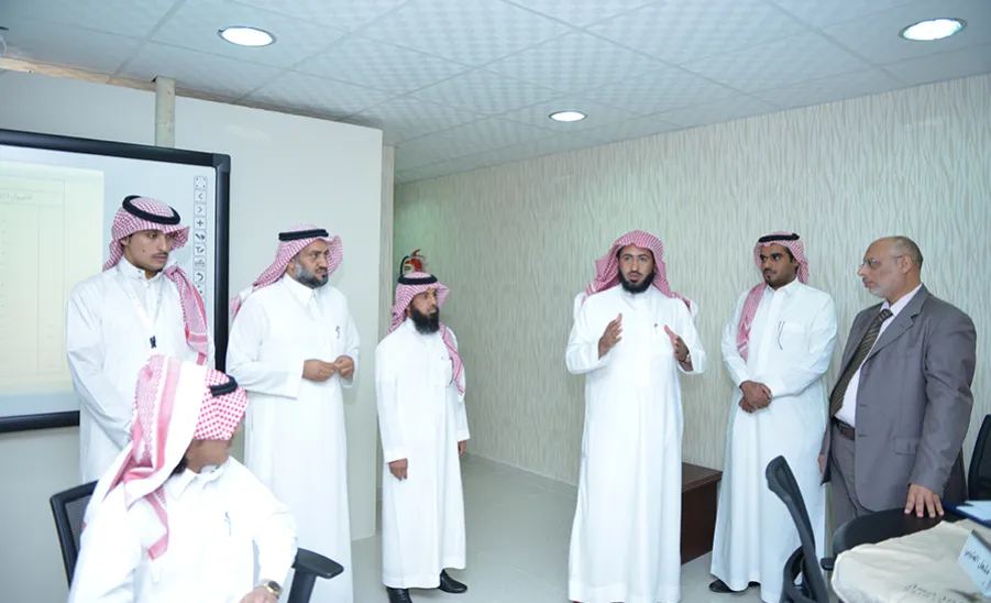 HE the Vice Rector checks on the developmental training courses of the public administration for planning and development -  