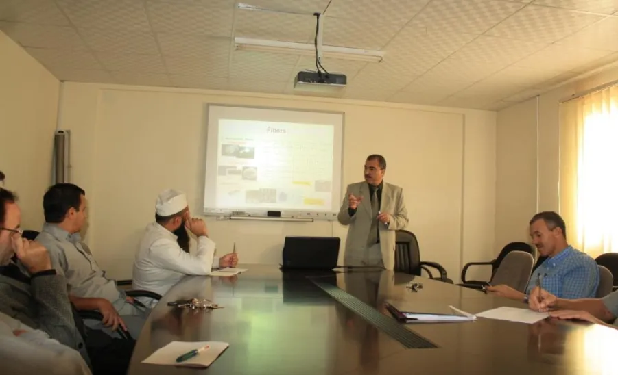 محاضرة علمية في قسم الهندسة المدنية  بعنوان (مقدمة في الخرسانة المسلحة بالألياف) -  