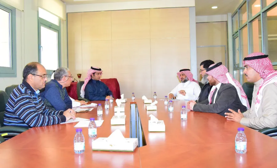 إدارة التخطيط الإستراتيجي تقوم بزيارة لعمادة البحث العلمي للتعريف بمؤشرات الخطة الإستراتيجية للجامعة -  