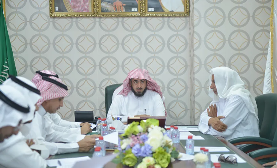 Eighth Meeting of Preparatory Committee for University Construction Projects  -  