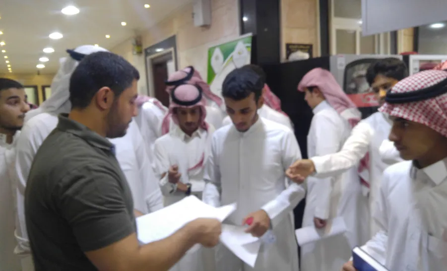 عمادة السنة التحضيرية تستقبل الطلاب الجدد - 