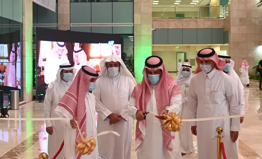 بمناسبة ذكرى البيعة السادسة : الجامعة تقيم معرض ( سيرة المجد والتاريخ )     - 1