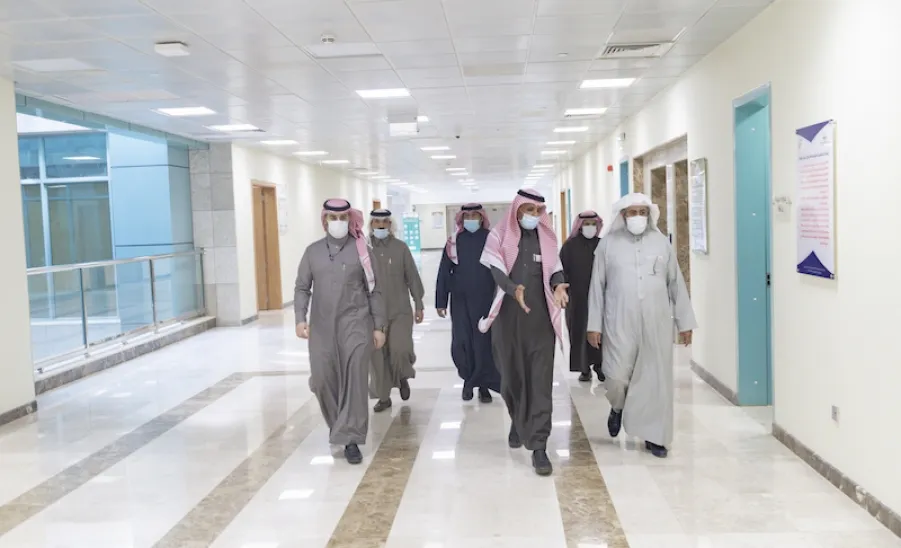 وكيل الجامعة يزور الإدارة العامة للشؤون الإدارية والمالية -  وكيل الجامعة يزور الإدارة العامة للشؤون الإدارية والمالية