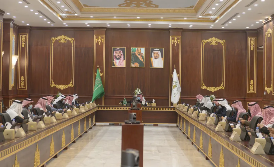 معالي رئيس الجامعة يترأس مجلس الجامعة في جلسته السادسة للعام الجامعي 1441 / 1442 هـ - الجامعة