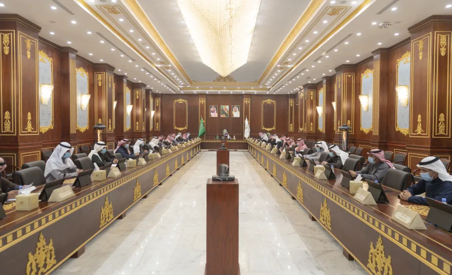 معالي رئيس الجامعة يترأس مجلس الجامعة في جلسته السادسة للعام الجامعي 1441 / 1442 هـ - الجامعة