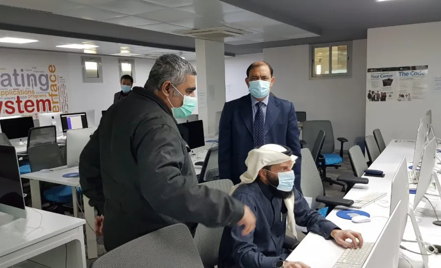 كلية علوم الحاسب والمعلومات تعقد ورشة عمل لتدريب أعضاء هيئة التدريس على استخدام منصة "اختبار" - Image2
