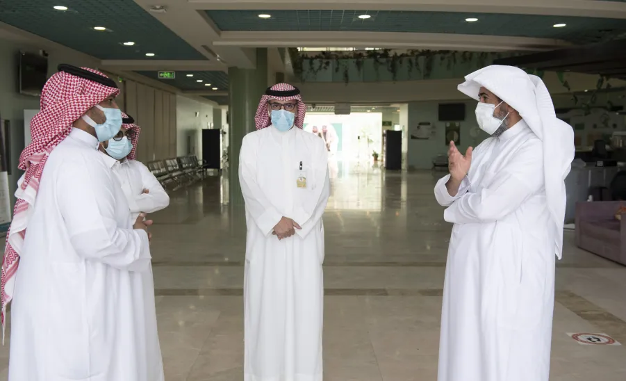 وكيل الجامعة يتابع أعمال تطبيق الإجراءات الاحترازية في كليات الجامعة -  وكيل الجامعة يتابع أعمال تطبيق الإجراءات الاحترازية في كليات الجامعة