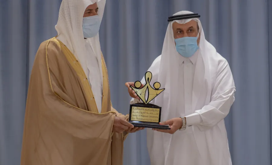 الجامعة تقيم حفل تكريم الفائزين بجائزة الجامعة لخدمة المجتمع في نسختها الثالثة ( مجتمع يحقق رؤية )  - الجامعة