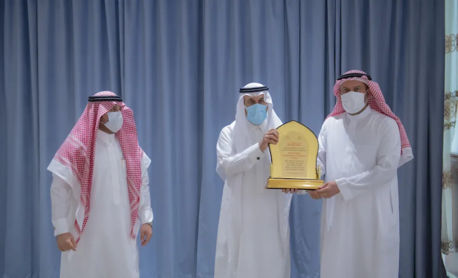 معالي رئيس الجامعة يفتتح توسعة المكتبة المركزية ويدشن مشروع المكتبات الذكية - ]U,M